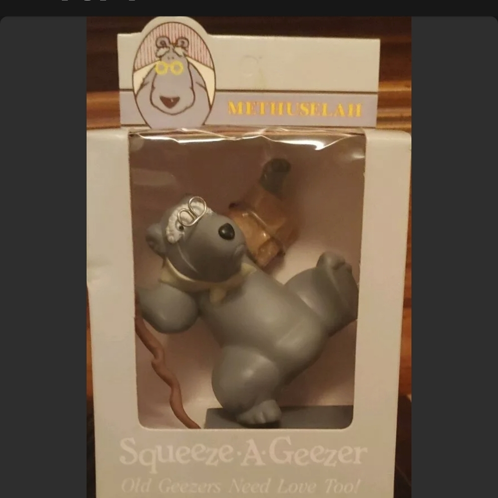 1989 Hallmark Methuselah "Squeeze a Geezer"